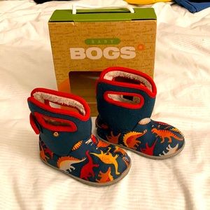 Baby Bogs Dinosaur print